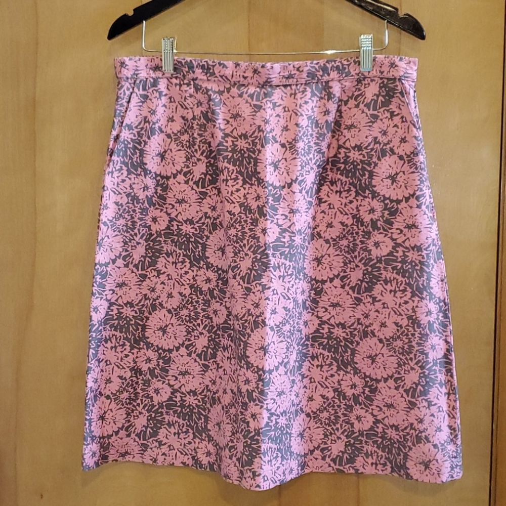 LL Bean Floral Skirt with Pockets!